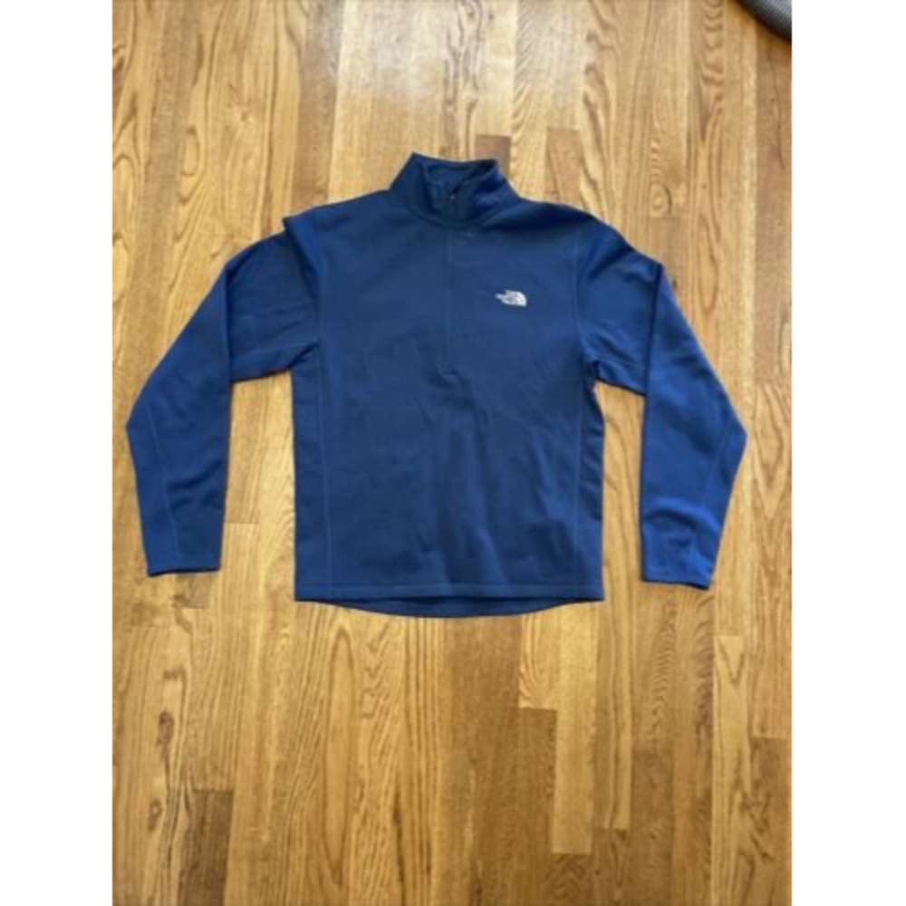 man’s the North face half zip collared shirt./Jacket pull over. Navy blue color